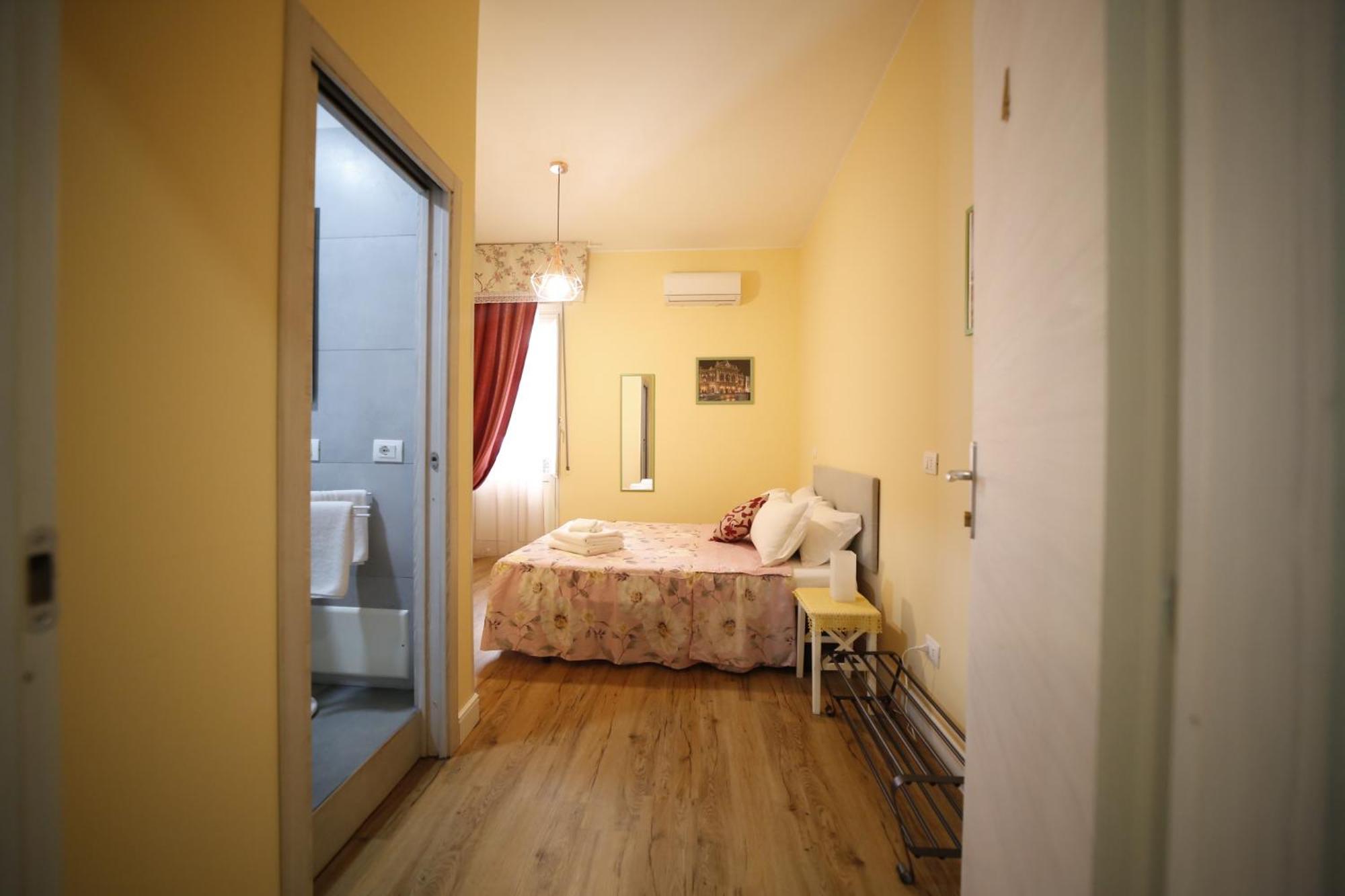 Al Quadrato D'Oro Rooms Catania Exterior photo